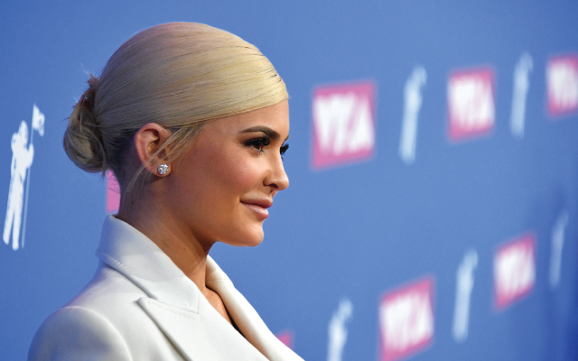 Kylie Jenner es criticada por pasar más tiempo con Rosalía que con Stormi